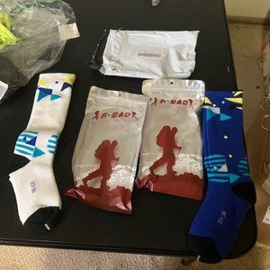 2 Pack R-BAO Kids Blue/White Knee High Warm Winter Snowboard/Skiing Socks M NIP